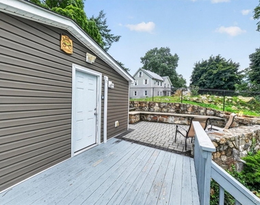 83 Mountain Avenue - Photo Thumbnail 25