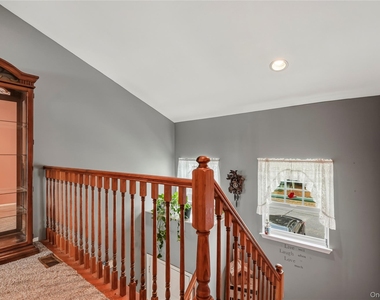 69 Kensington Way - Photo Thumbnail 15