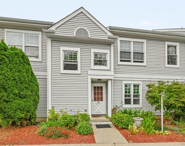 69 Kensington Way - Photo Thumbnail 10