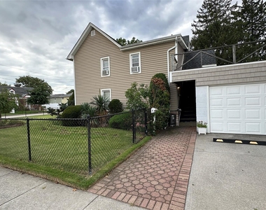 73 Davison Avenue - Photo Thumbnail 18