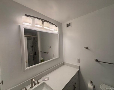 25 Rockledge Avenue - Photo Thumbnail 18