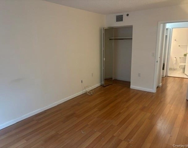 25 Rockledge Avenue - Photo Thumbnail 19