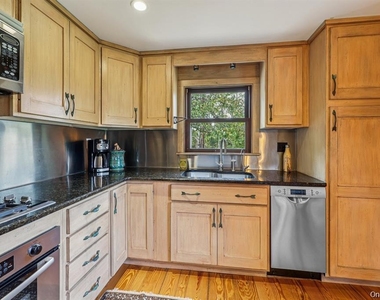 101 Upper Wisner Road - Photo Thumbnail 15