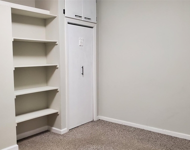 8602 89th Street - Photo Thumbnail 3