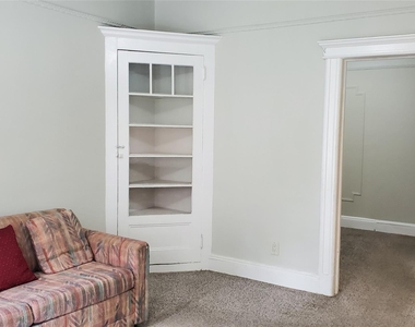 8602 89th Street - Photo Thumbnail 5