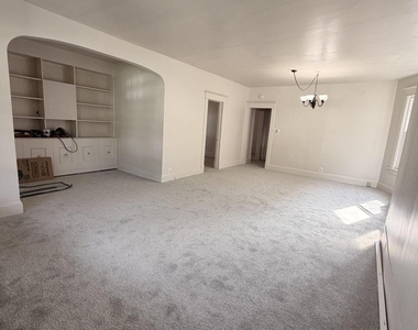 354 New Scotland Avenue - Photo Thumbnail 3