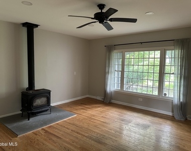 24 Berkshire Drive - Photo Thumbnail 13