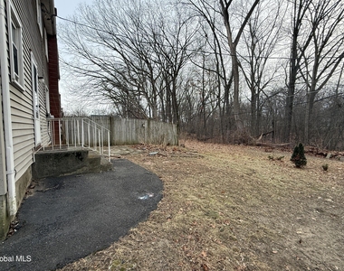 5 Dowling Road - Photo Thumbnail 17