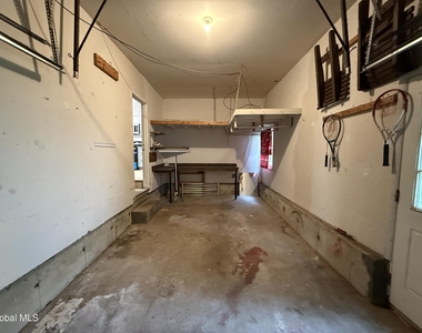 5 Dowling Road - Photo Thumbnail 15
