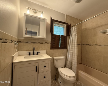 5 Dowling Road - Photo Thumbnail 13
