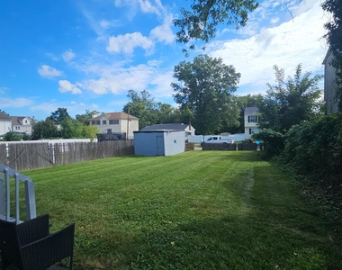 582 Mereline Avenue - Photo Thumbnail 2