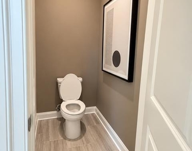 220 Lyla Lane - Photo Thumbnail 12