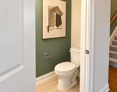 220 Lyla Lane - Photo Thumbnail 7