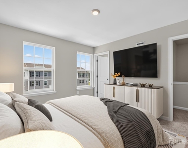 139 Essex Drive - Photo Thumbnail 22