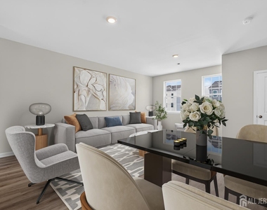 139 Essex Drive - Photo Thumbnail 14