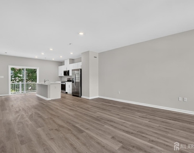 139 Essex Drive - Photo Thumbnail 1