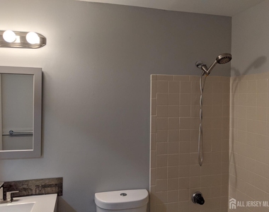 4805 Ravens Crest Drive - Photo Thumbnail 11