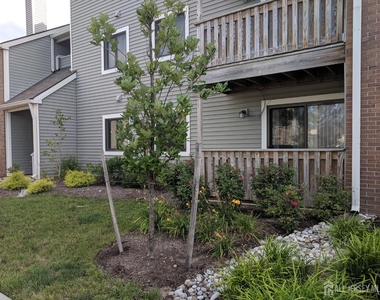 4805 Ravens Crest Drive - Photo Thumbnail 2