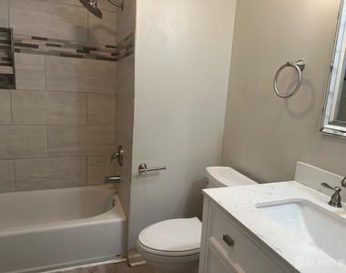 1027 Edpas Road - Photo Thumbnail 8