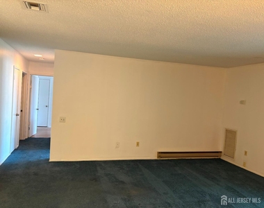 278 Crosse Drive - Photo Thumbnail 4