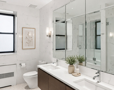480 Central Park W - Photo Thumbnail 6