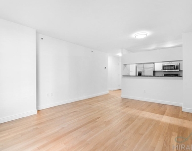 60 W 23rd Street - Photo Thumbnail 1