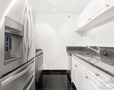 60 W 23rd Street - Photo Thumbnail 9
