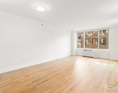 60 W 23rd Street - Photo Thumbnail 3