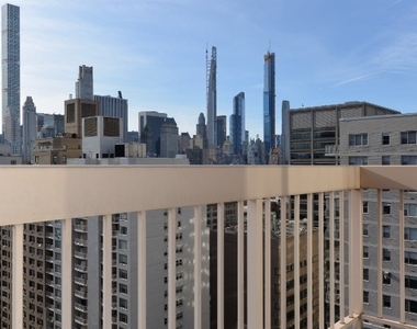 200 E 69th Street - Photo Thumbnail 15