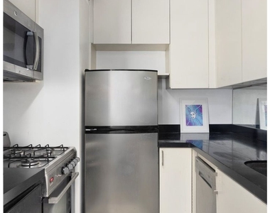 343 E 74th Street - Photo Thumbnail 2