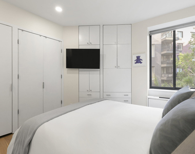 167 Perry Street - Photo Thumbnail 5