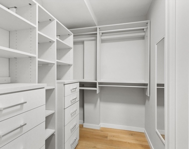 408 W 57th Street - Photo Thumbnail 3