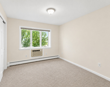 10-54 47th Avenue - Photo Thumbnail 5