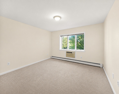 10-54 47th Avenue - Photo Thumbnail 6