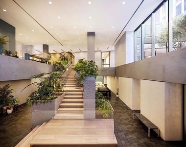77 Charlton Street - Photo Thumbnail 10