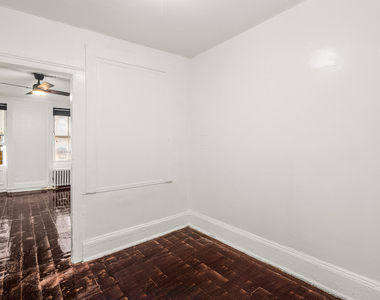488 9th Avenue - Photo Thumbnail 2