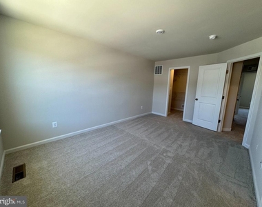 1339 Cedar Valley Road - Photo Thumbnail 15
