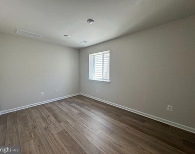 1339 Cedar Valley Road - Photo Thumbnail 36
