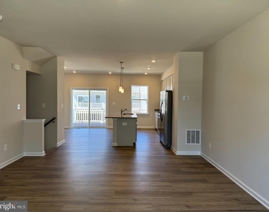 1339 Cedar Valley Road - Photo Thumbnail 3