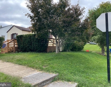 646 Belair Avenue - Photo Thumbnail 7