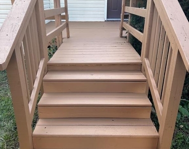 646 Belair Avenue - Photo Thumbnail 3