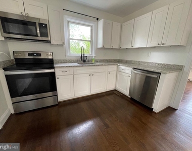 646 Belair Avenue - Photo Thumbnail 12