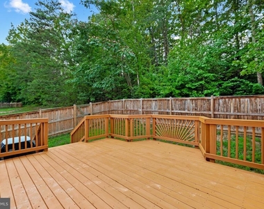 601 Twin Brook Lane - Photo Thumbnail 28