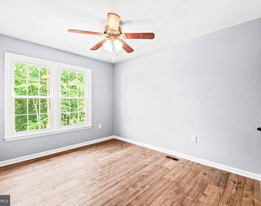 601 Twin Brook Lane - Photo Thumbnail 36