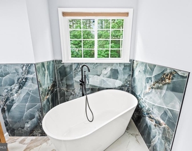 601 Twin Brook Lane - Photo Thumbnail 2