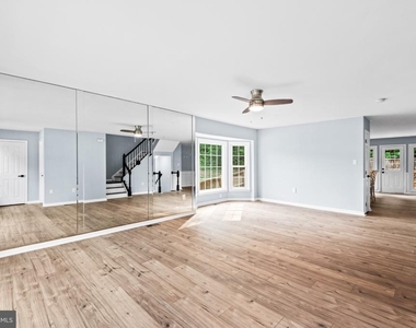 601 Twin Brook Lane - Photo Thumbnail 9
