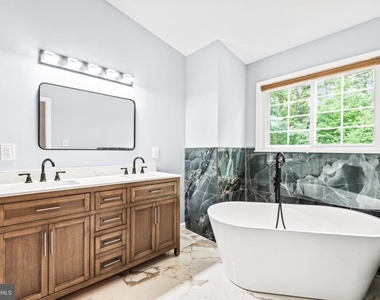 601 Twin Brook Lane - Photo Thumbnail 3