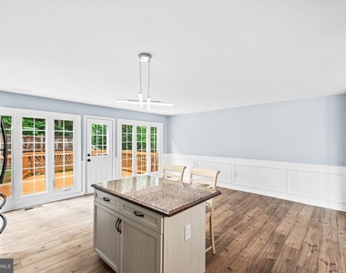 601 Twin Brook Lane - Photo Thumbnail 14