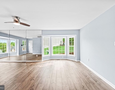 601 Twin Brook Lane - Photo Thumbnail 7