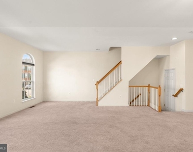 15720 Palermo Terrace - Photo Thumbnail 9